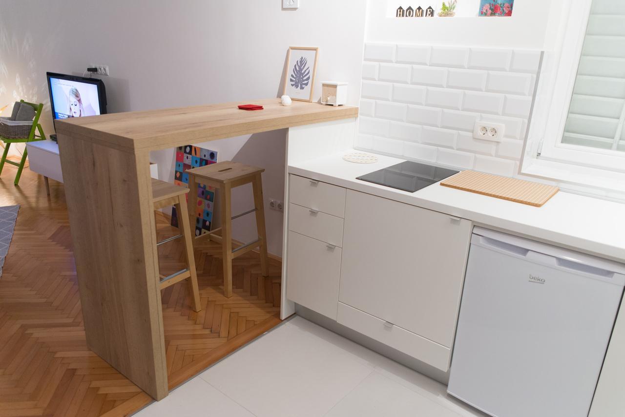 Bright & Stylish Studio Home, Superbly Located سراييفو المظهر الخارجي الصورة