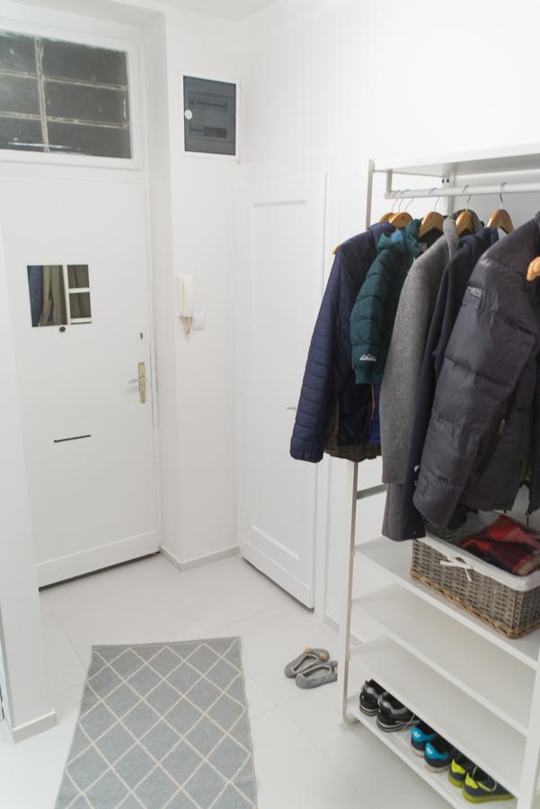 Bright & Stylish Studio Home, Superbly Located سراييفو المظهر الخارجي الصورة
